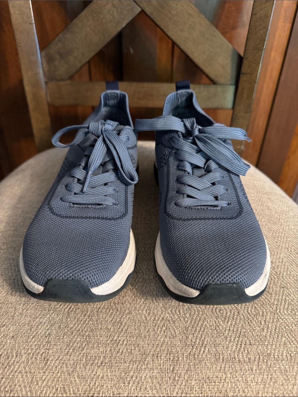 Clarks Cloudsteppers Women's Blue Knit Lace-Up Sneakers - Picture 3 of 6